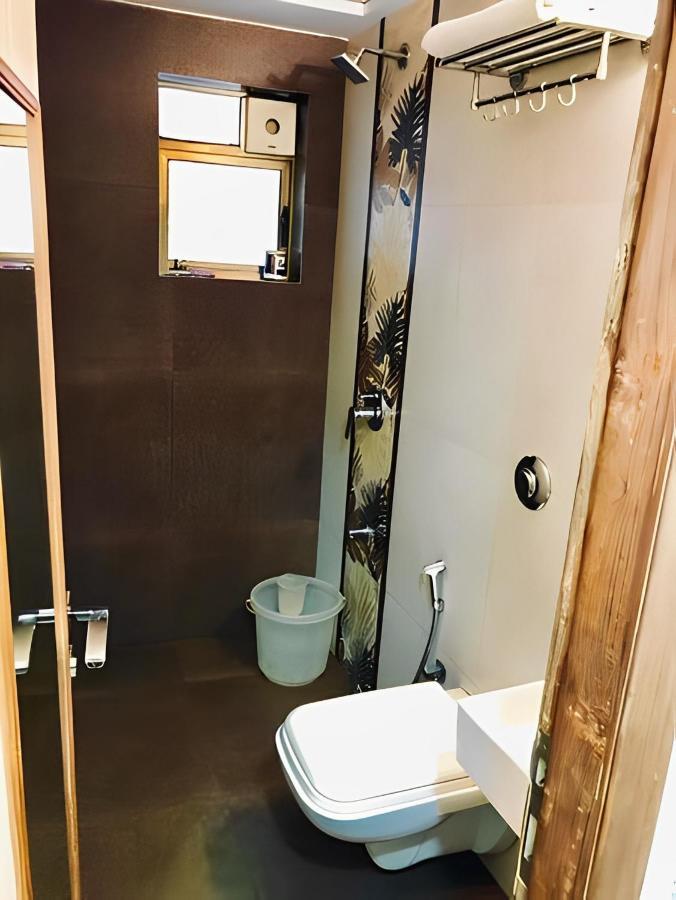 Apollo Guest House Bombaj Zewnętrze zdjęcie